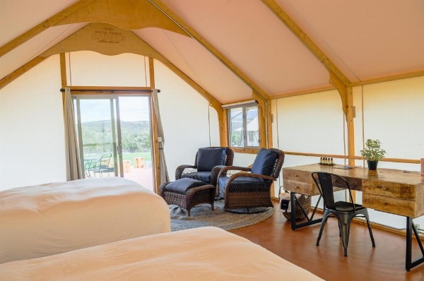 Royal Gorge Cabins image 109