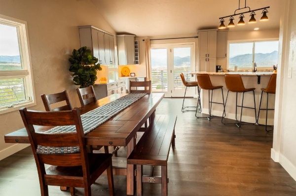 Royal Gorge Cabins image 132