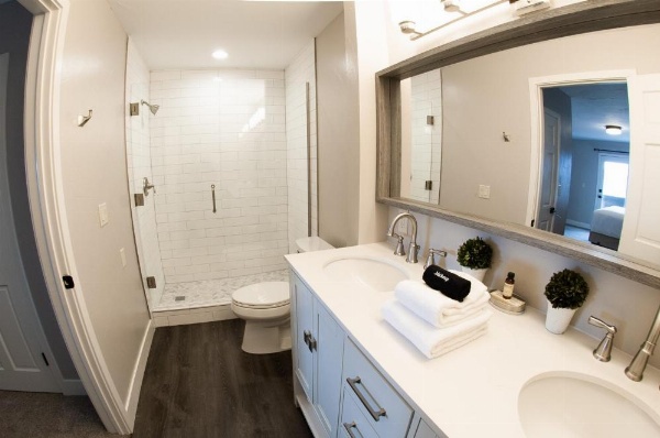 Royal Gorge Cabins image 152