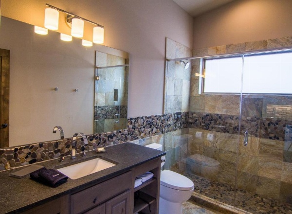 Royal Gorge Cabins image 17