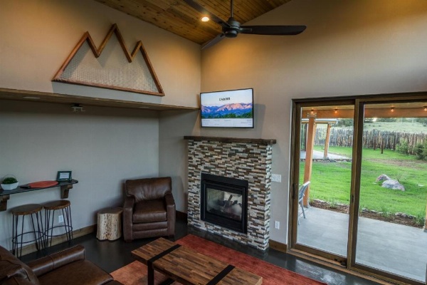 Royal Gorge Cabins image 29