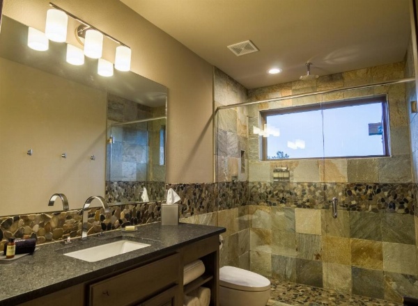 Royal Gorge Cabins image 59