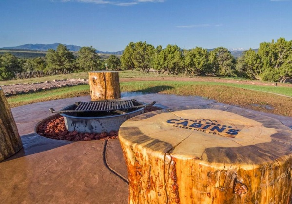 Royal Gorge Cabins image 81